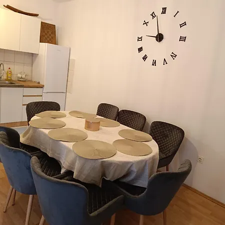 House With A Parking Space Siritovci, Krka - 23081 Vakantiehuis *